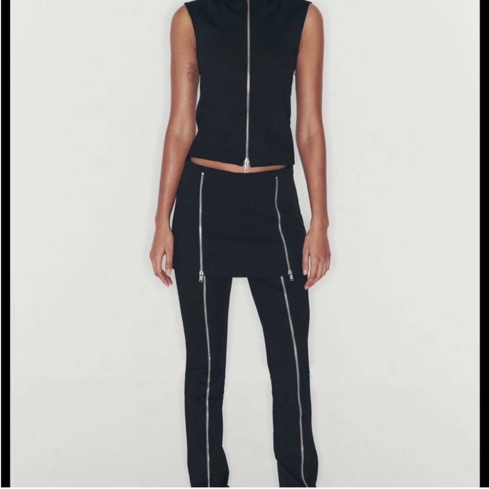 NWT Zara Black Zip-Up leggings and Skirt Set sz S